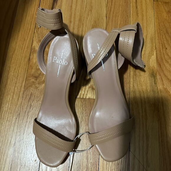 Línea Paolo | Emmie heeled sandal - Picture 2 of 5